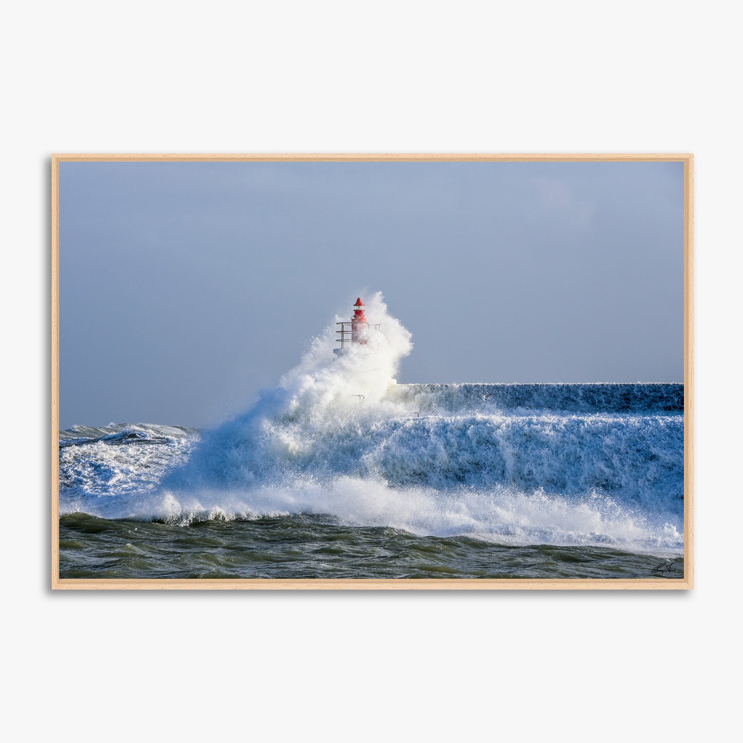 Le Phare de Port Maria sous la houle