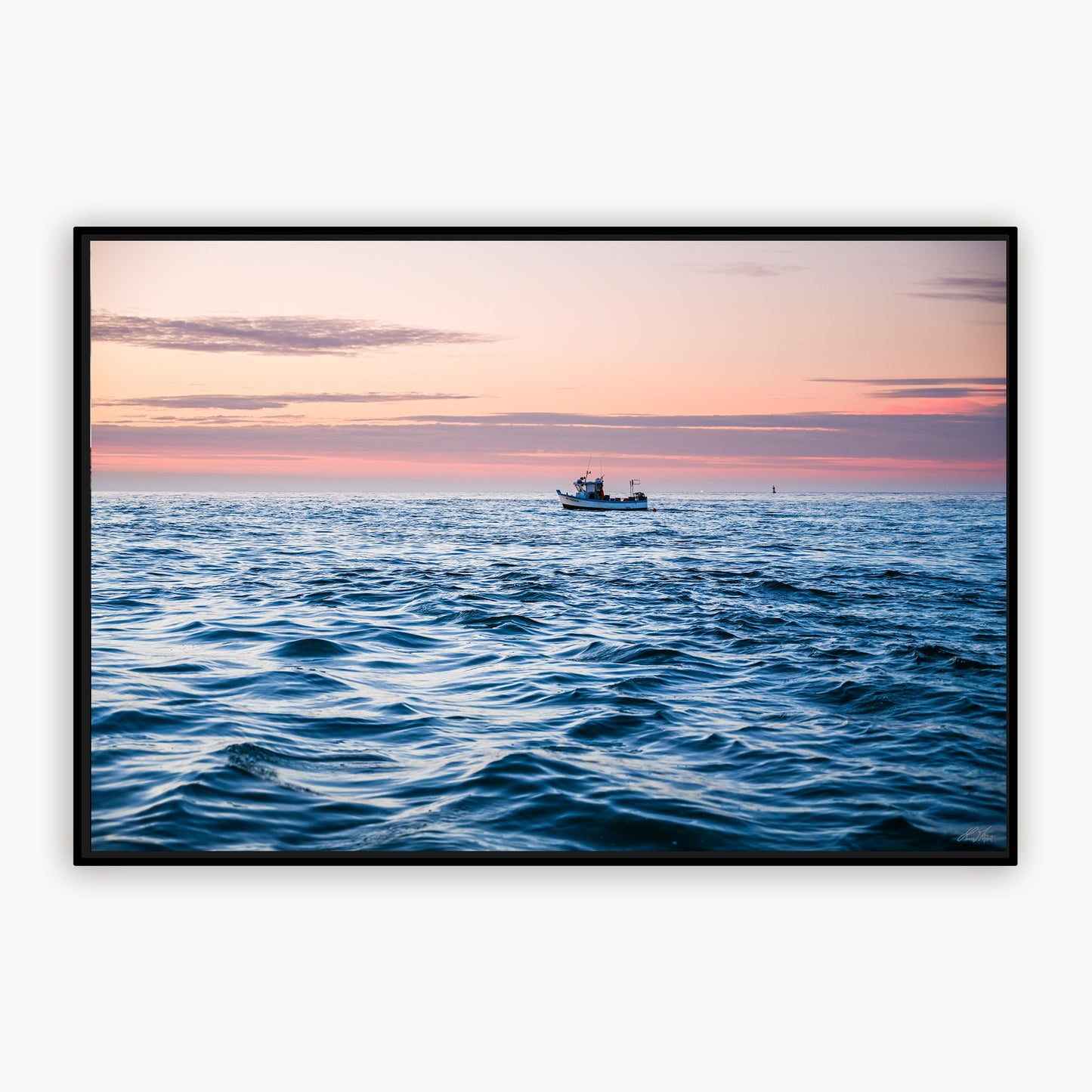 bateau "Gagne Petit" au lever du jour